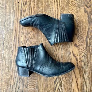 Modern Vice The Jett Last Black Leather Ankle Booties